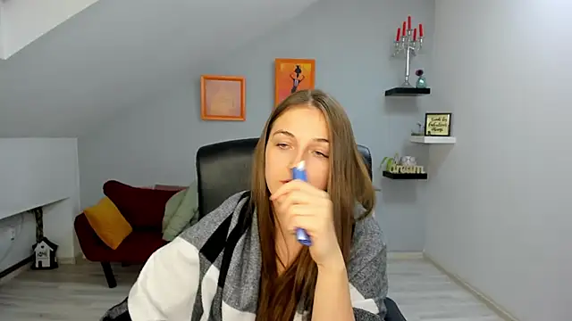 AnneWilsonn online show from January 16, 3:30 pm