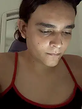 La-Gatiita-trans online show from November 27, 4:43 pm