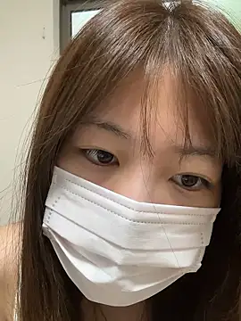 Snapshot of ichika_2_ chatting on October 25, 1:35 am ichika 2  online show from October 25, 1:35 am