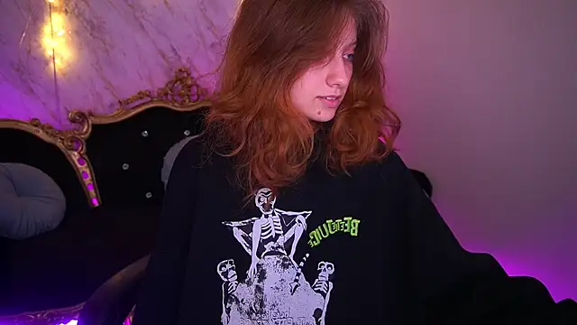 CuteeFoxy online show from January 19, 2:57 pm