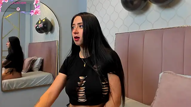 JuliethCruz  online show from February 23, 7:57 pm