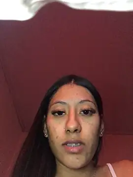 Snapshot of santosz83 chatting on November 1, 5:00 am santosz83 online show from November 1, 5:00 am