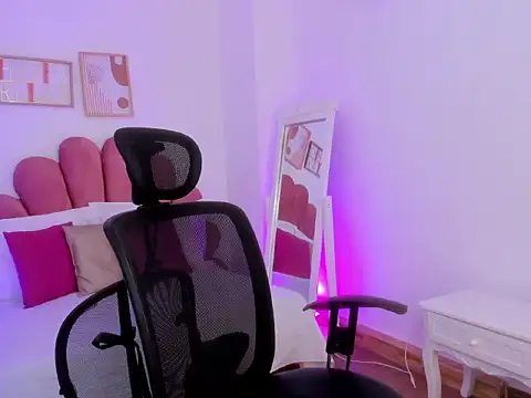  Aurora xDreams  online show from October 29, 12:53 pm