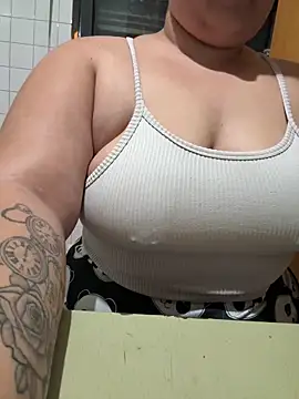 menina coimbrinha online show from October 19, 10:34 pm