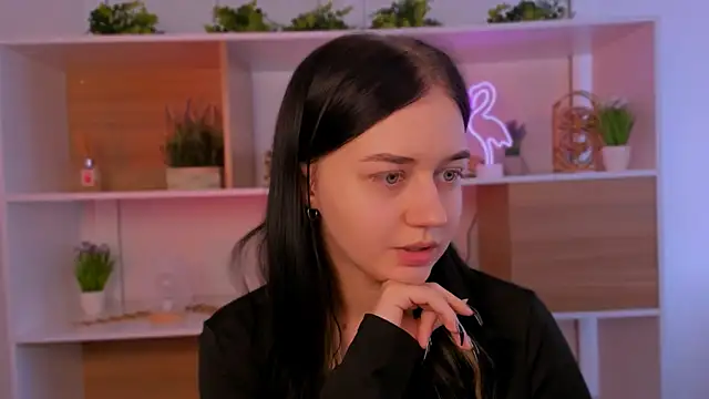 miki ti online show from October 25, 9:06 am