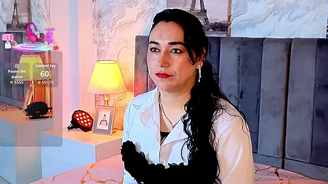 Elizabeth bennett 6 online show from December 21, 12:20 pm