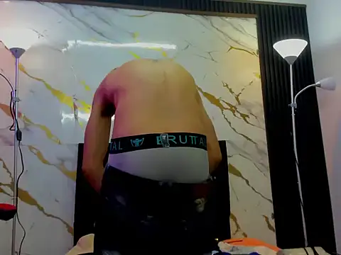 Stormandloganxxx online show from January 15, 5:41 pm