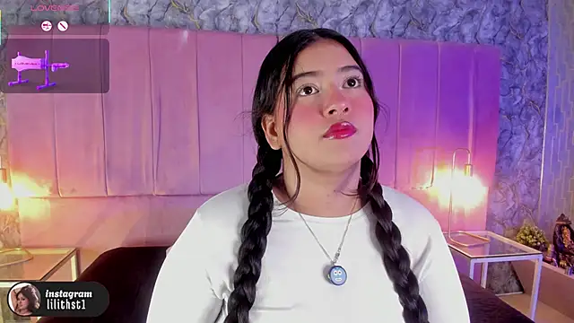 lilithst  online show from February 8, 8:12 pm