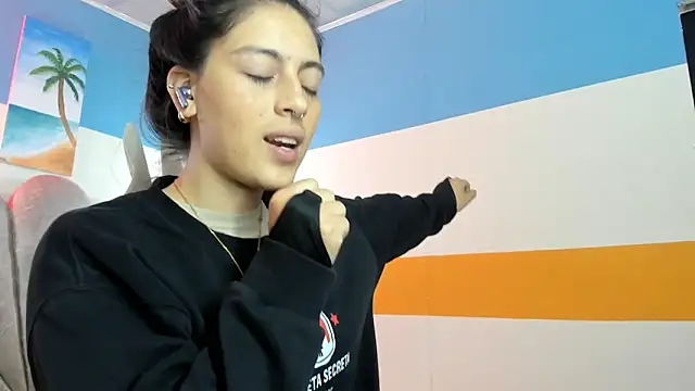 moon winy online show from November 2, 12:19 pm