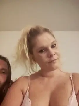 shysexkittenobeysmaster online show from October 19, 12:34 am