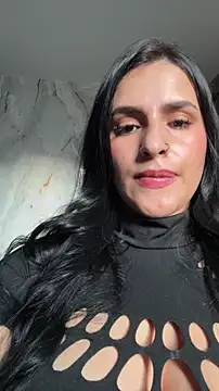 chloe toms online show from October 20, 10:13 pm