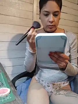 Snapshot of Natimiau chatting on October 21, 4:00 pm Natimiau online show from October 21, 4:00 pm