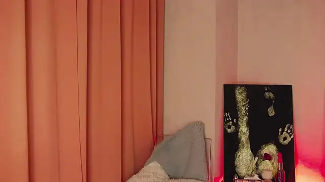 IzieCarter online show from November 29, 8:57 pm