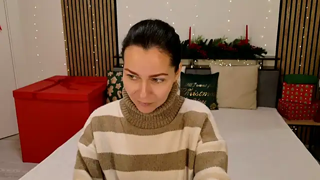 DitaNoir online show from December 16, 7:03 am