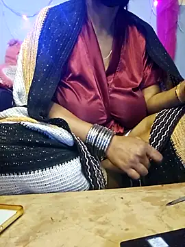 Desi Maya69 online show from January 7, 6:33 pm