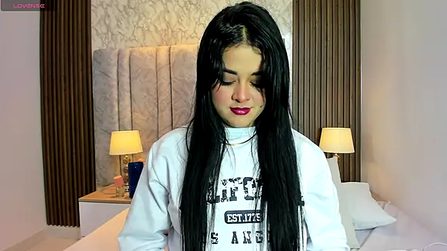 goddessfeetxx online show from October 17, 8:45 pm