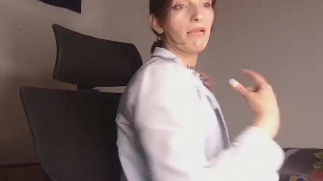 Scarlett crastrawberry online show from December 14, 9:53 pm