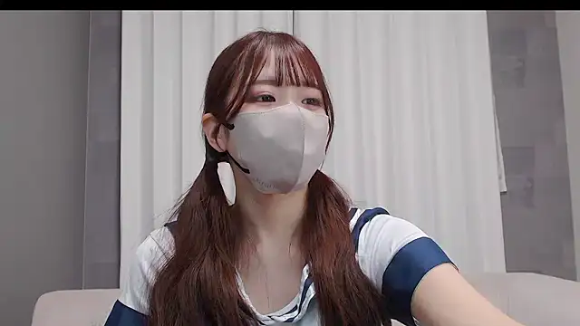 LOVE MIREI LOVE online show from October 29, 11:25 am