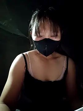 linh-miu99 online show from November 13, 4:55 am