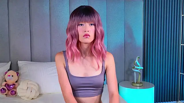 Tiny Dream online show from December 1, 9:39 pm