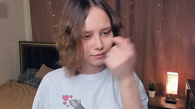 DenaDubberly online show from November 8, 8:25 pm