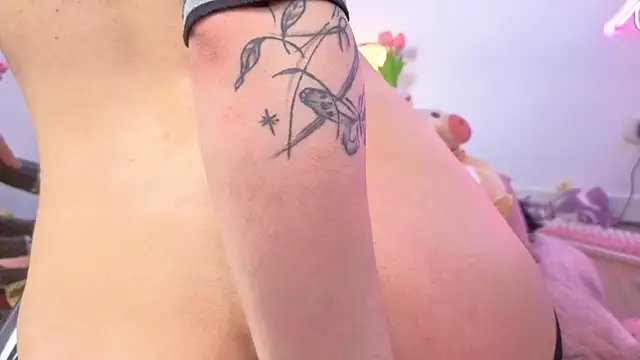 kittyrosess online show from December 2, 9:17 pm