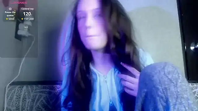 Thedeepwebcutie online show from November 16, 9:10 am