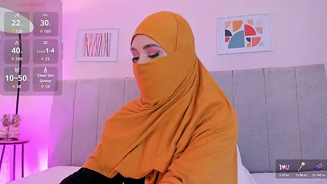 fatiima  online show from November 19, 7:25 pm