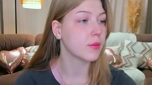 Stella Light online show from February 9, 4:15 am