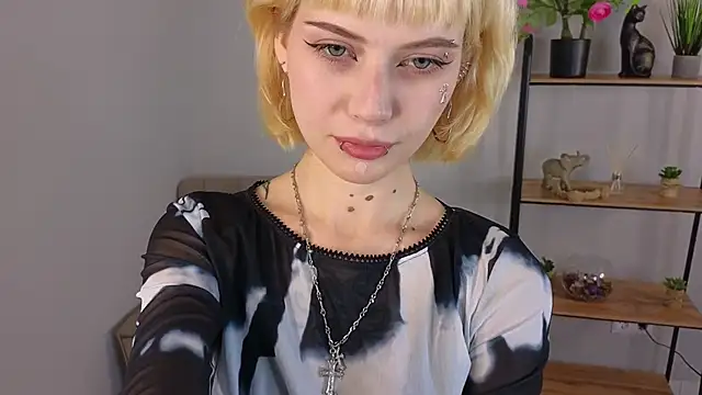 Jasmi Yets online show from October 31, 10:08 am