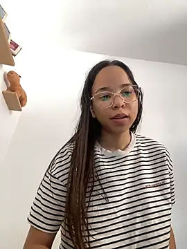 Bab Angel online show from December 5, 3:57 pm