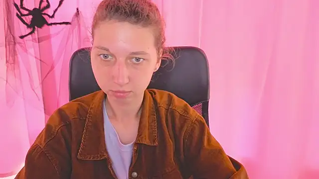 CuteEllii online show from November 1, 11:25 am