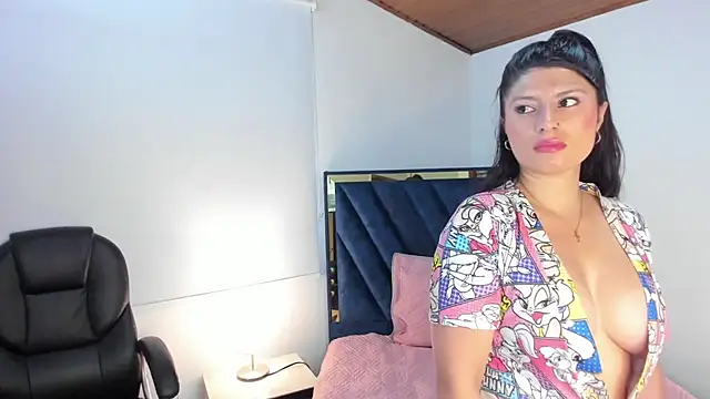 AlexaLaenz online show from December 2, 11:56 am