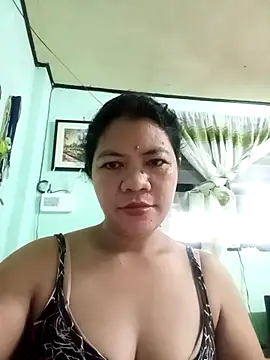 Yummymarie09 online show from October 30, 10:11 pm