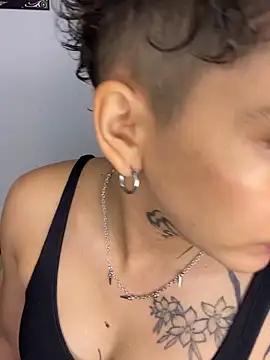 Abby Evanns1 online show from November 6, 3:01 am