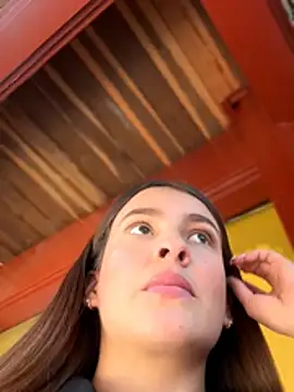 Talia Bonet online show from February 7, 5:28 pm