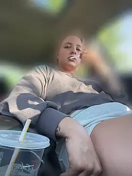 xoxokehlani online show from April 16, 10:01 pm