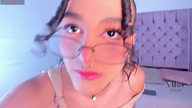 Mika  velvet online show from February 11, 9:05 pm