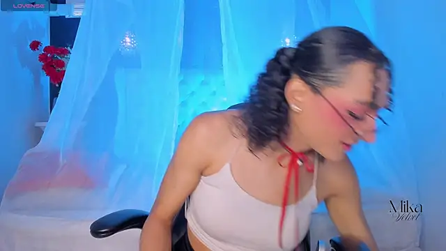 Mika  velvet online show from February 21, 8:53 pm