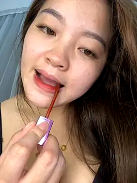 helo-kitty online show from November 5, 6:02 pm