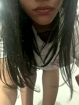 morenaamorr online show from November 3, 12:58 am