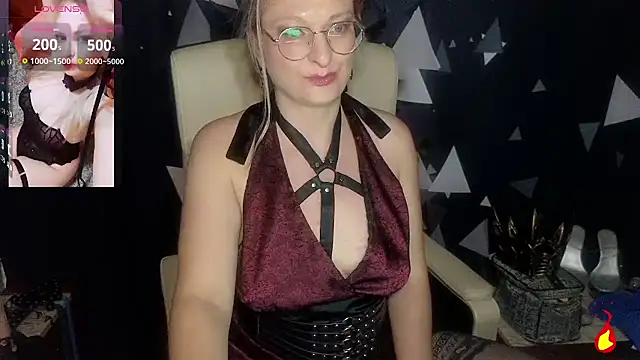 MonicaMis online show from November 8, 3:17 pm