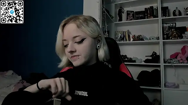 Holy Mistress S online show from January 13, 10:52 am