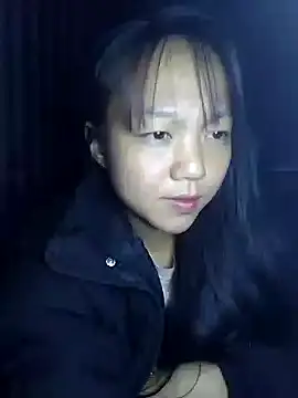 Quynhsumon online show from November 24, 2:52 pm