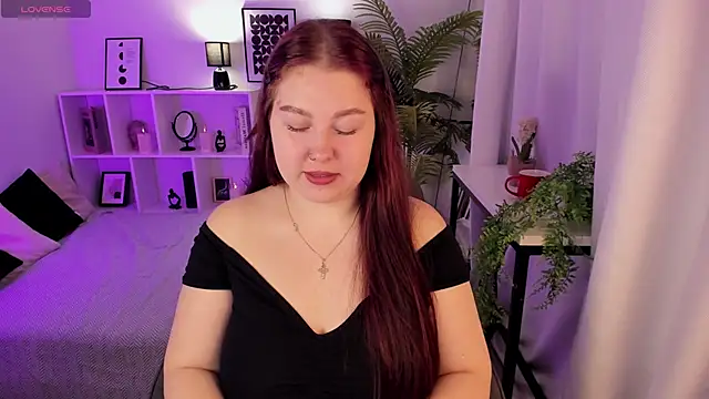 EffyBlush online show from November 1, 1:37 pm