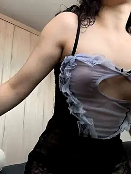 Meiii27 online show from November 4, 3:50 pm