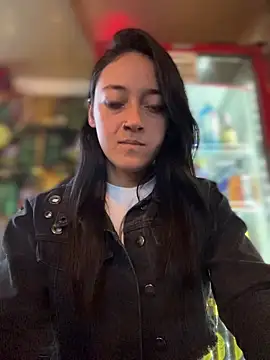 Lia  white online show from November 22, 3:09 am