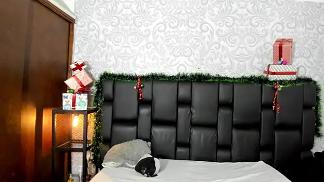 salome mio online show from November 14, 3:56 pm