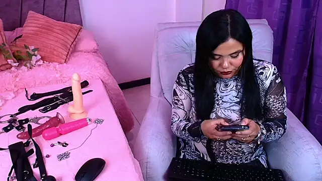 victoriagot  online show from November 6, 4:07 am