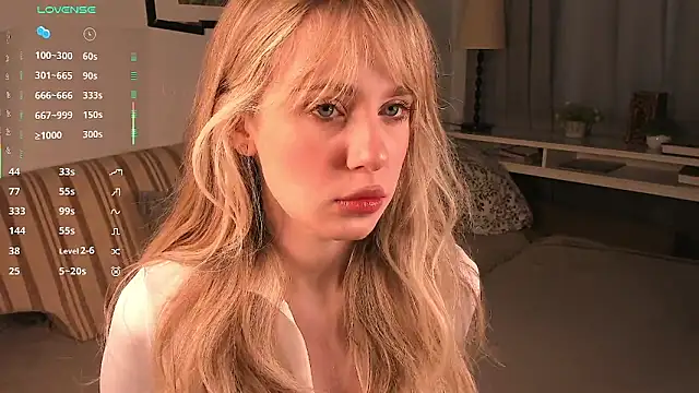 TessaStruble online show from December 15, 9:14 am